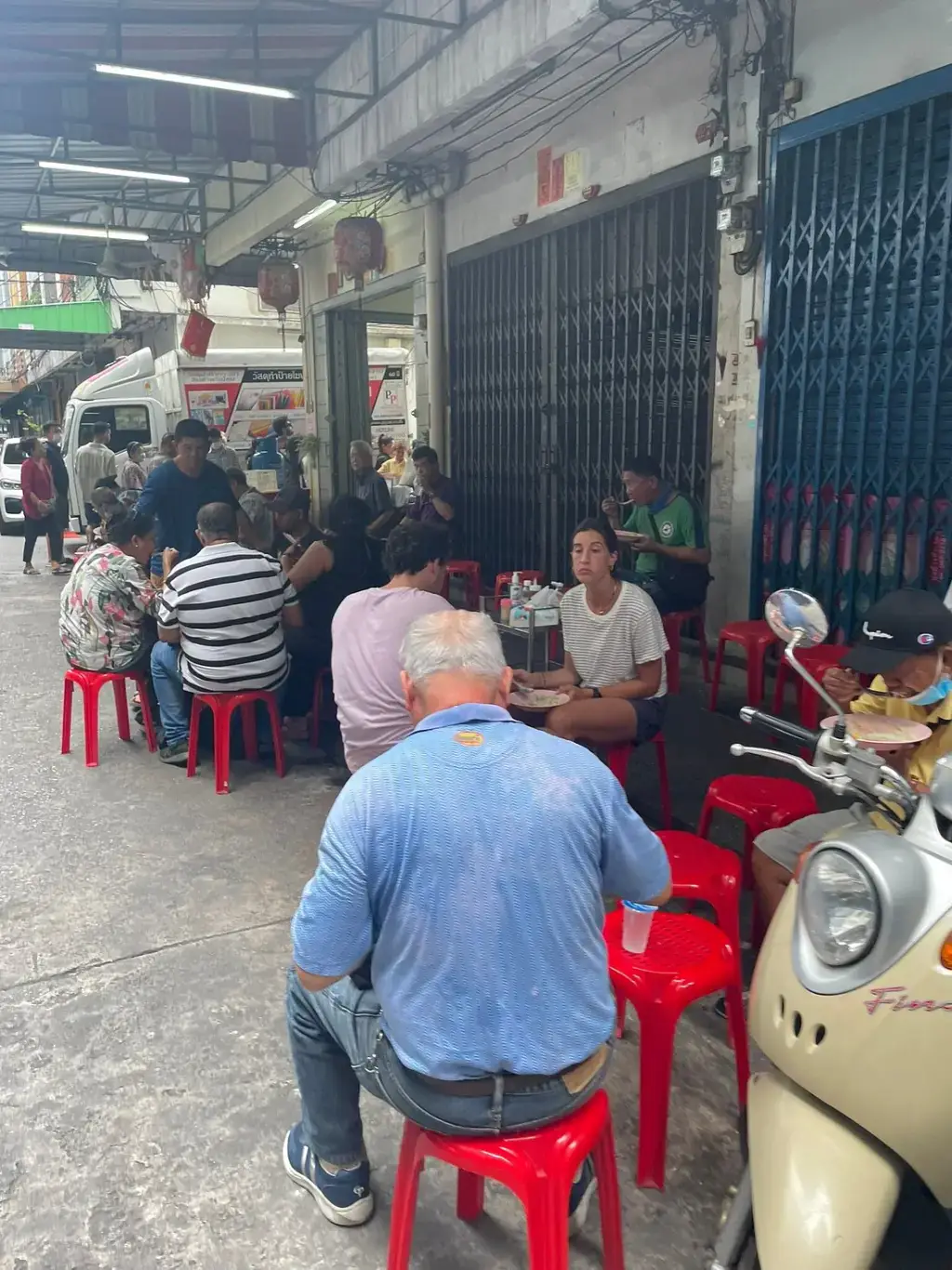Khao Gaeng Jek Pui