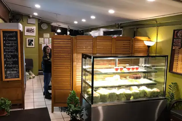 Khua Kling Pak Sod (Thonglor)