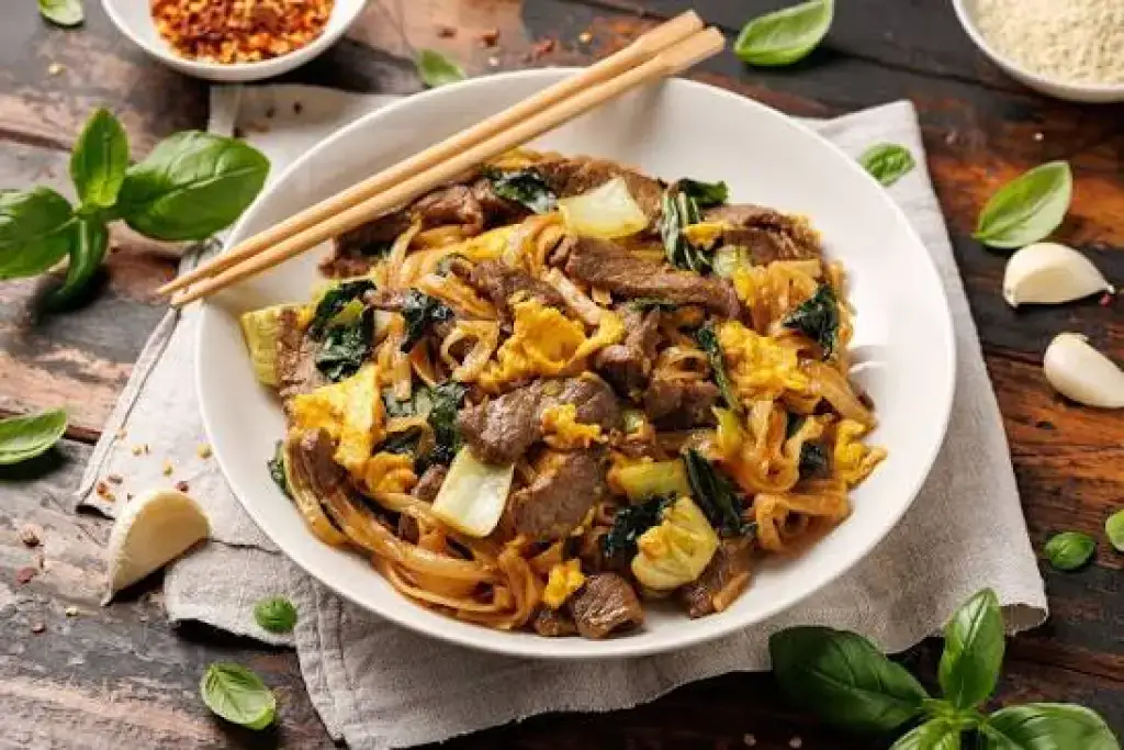 Wok, Noodles and Soy Sauce: The Chinese Influence on Thai Food